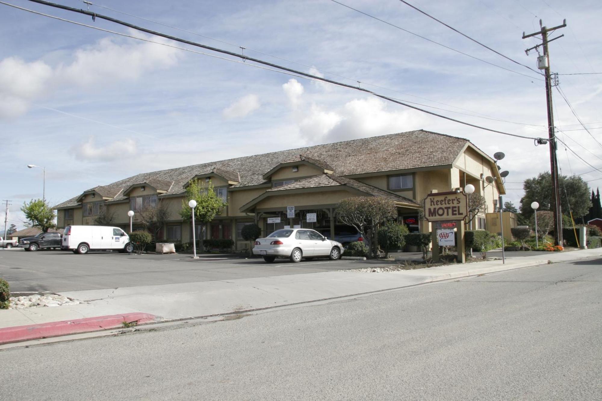 Keefers Inn King City Bagian luar foto